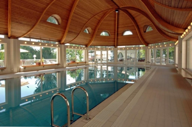 Entertainment - Swimming pool